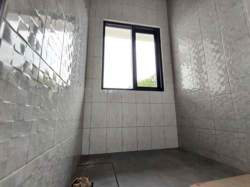 dijual rumah cihanjuang cibaligo