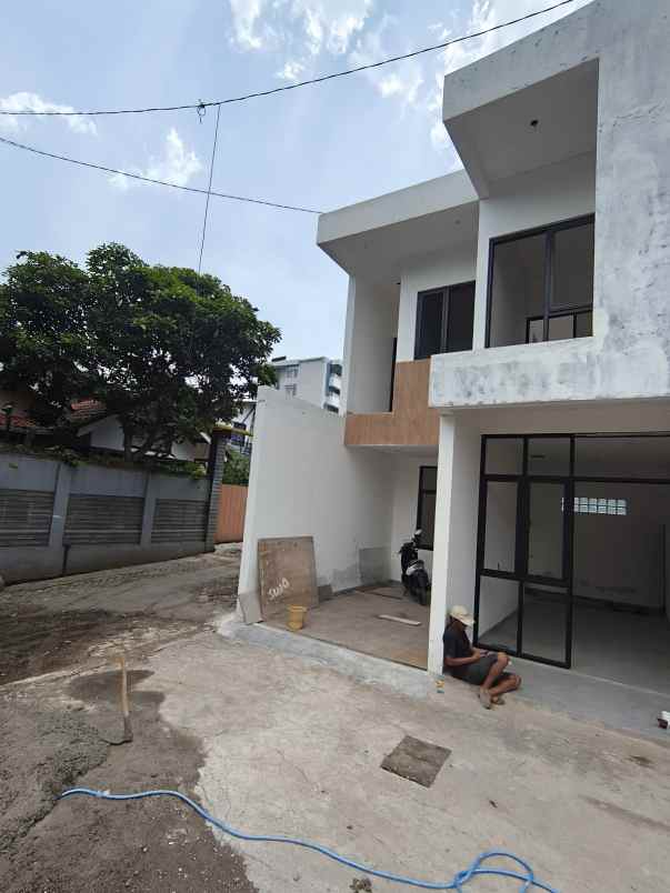 dijual rumah cihanjuang cibaligo