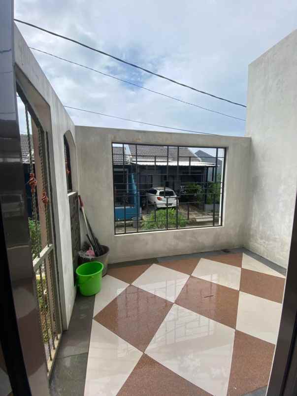dijual rumah cimpaeun tapos depok