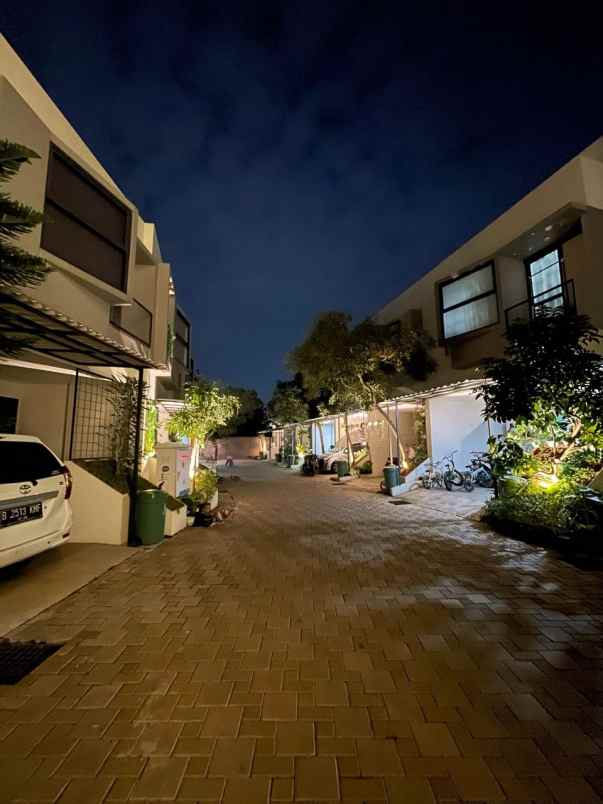 dijual rumah cinangka sawangan depok