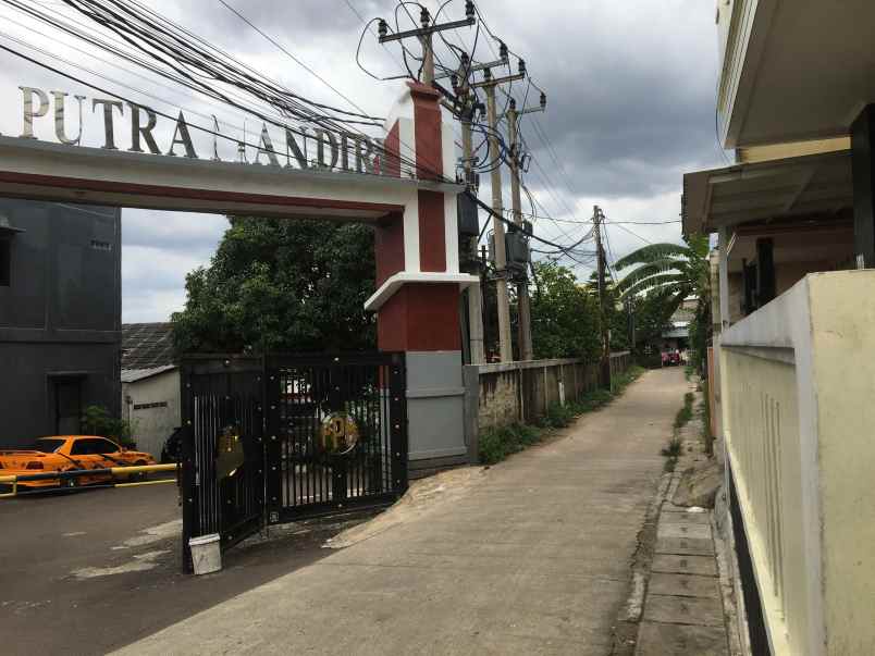 dijual rumah cipayung depok