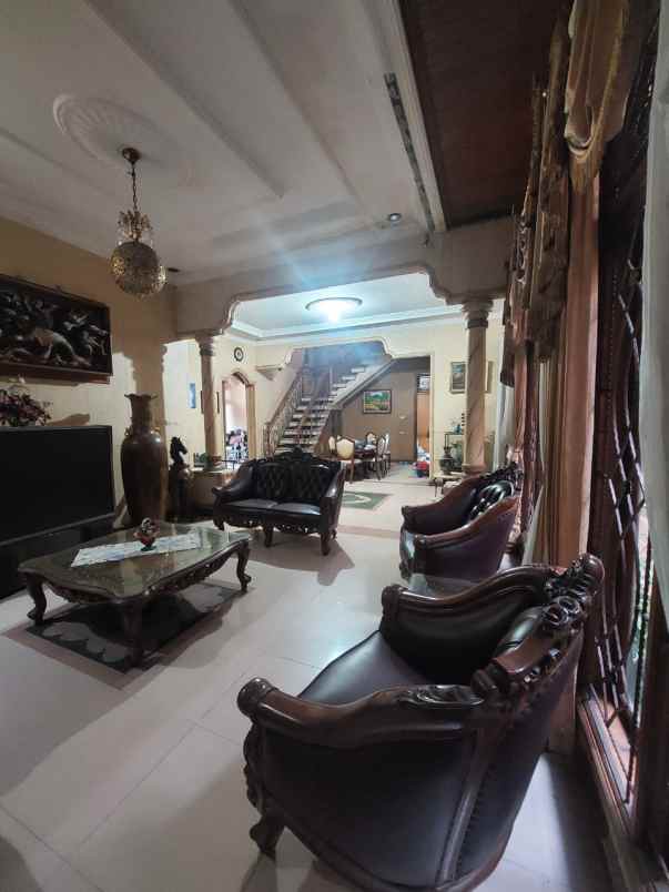 dijual rumah cipinang melayu makasar