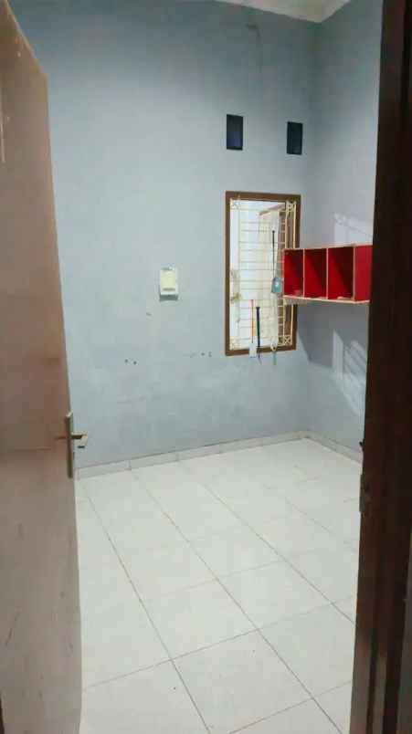 dijual rumah ciputat