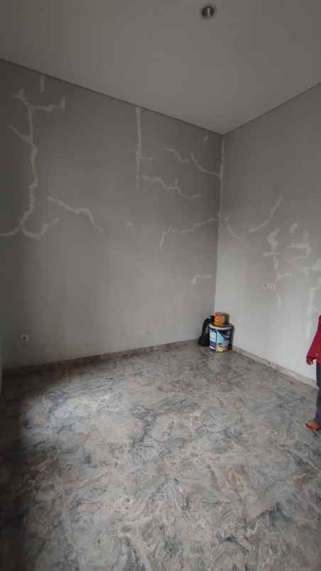 dijual rumah cisaranten cingised