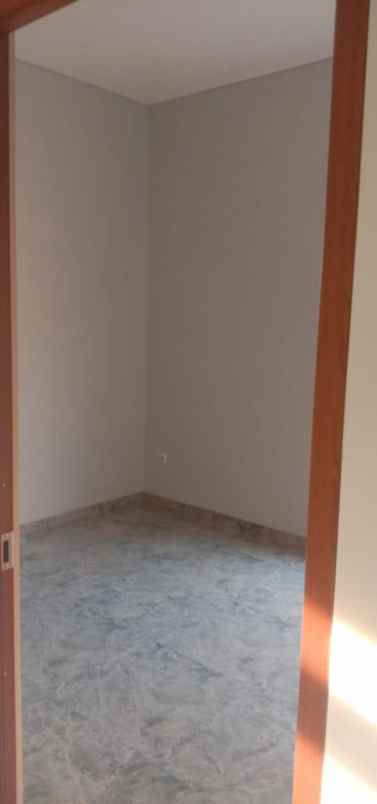 dijual rumah cisaranten cingised