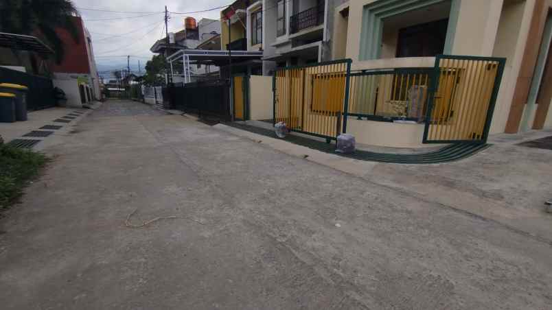 dijual rumah cisaranten cingised