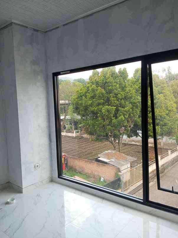 dijual rumah ciumbuleuit bandung