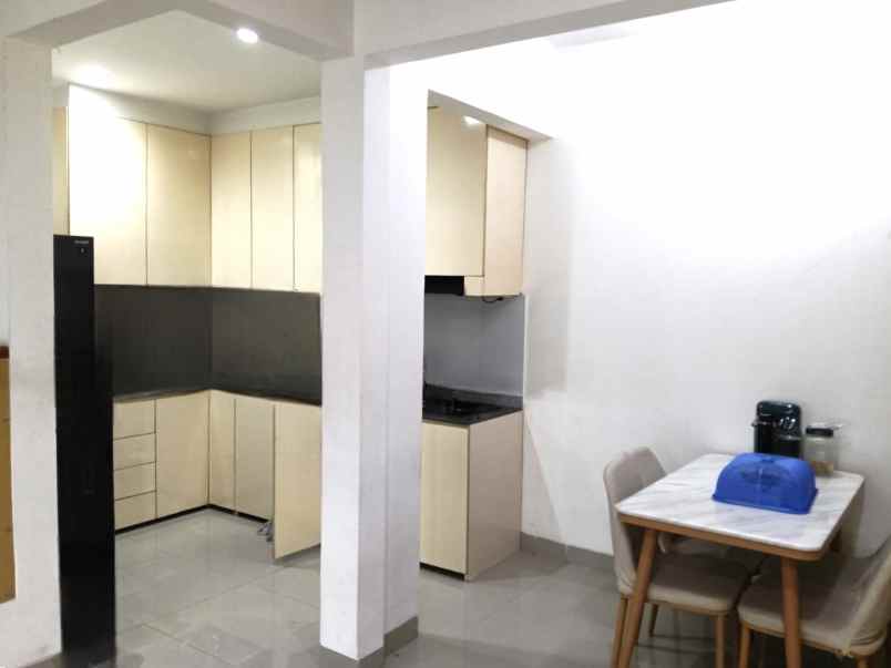 dijual rumah cluster asera nishi