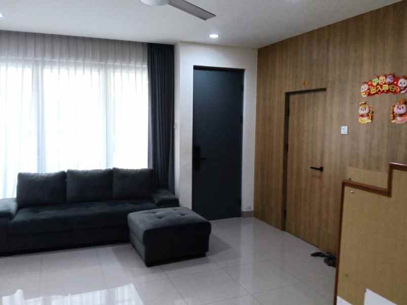 dijual rumah cluster asera nishi