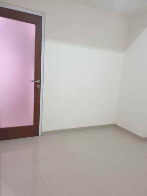 dijual rumah cluster berlian jamrud