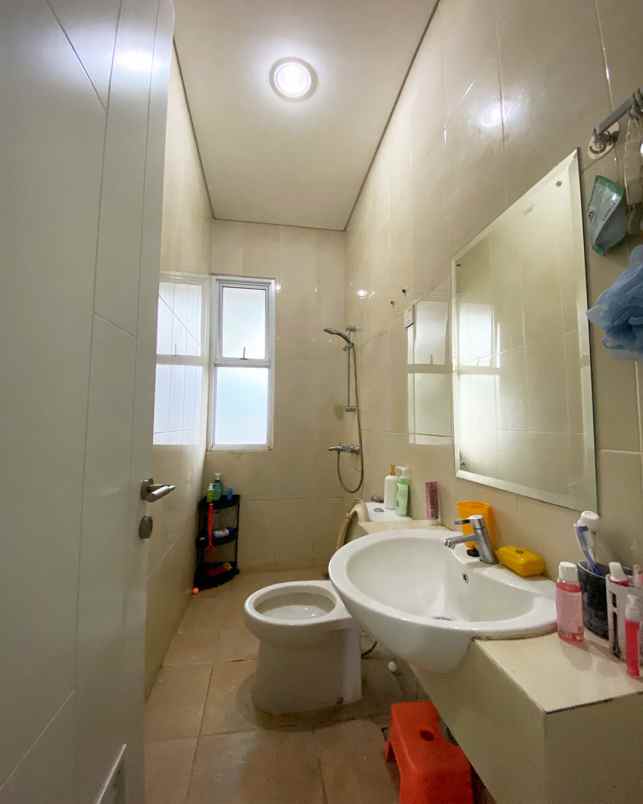 dijual rumah cluster hylands greenwich