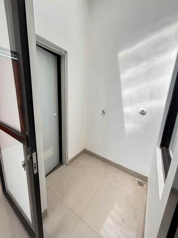 dijual rumah cluster jatihandap