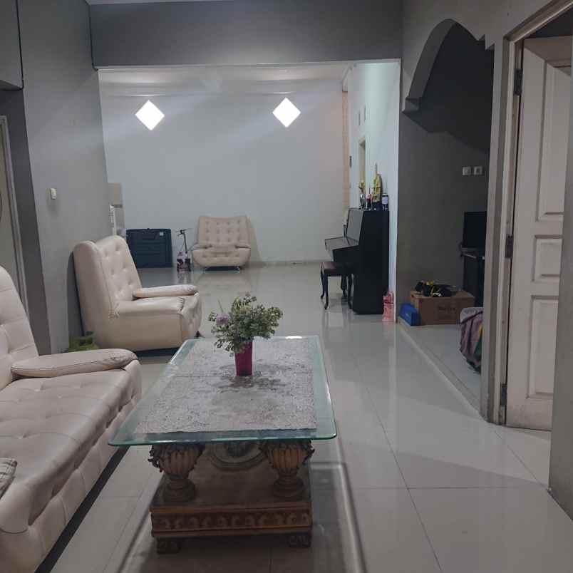 dijual rumah cluster kiwi graha raya