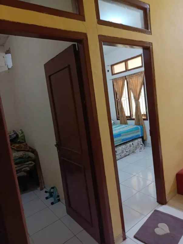 dijual rumah cluster nyaman murah di serua ciputat