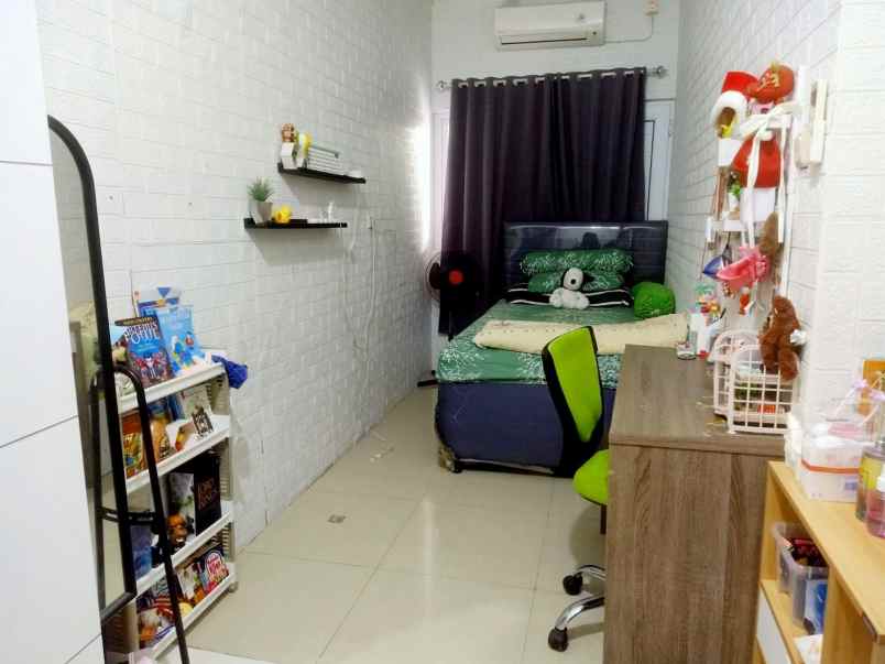 dijual rumah cluster spring fiesta