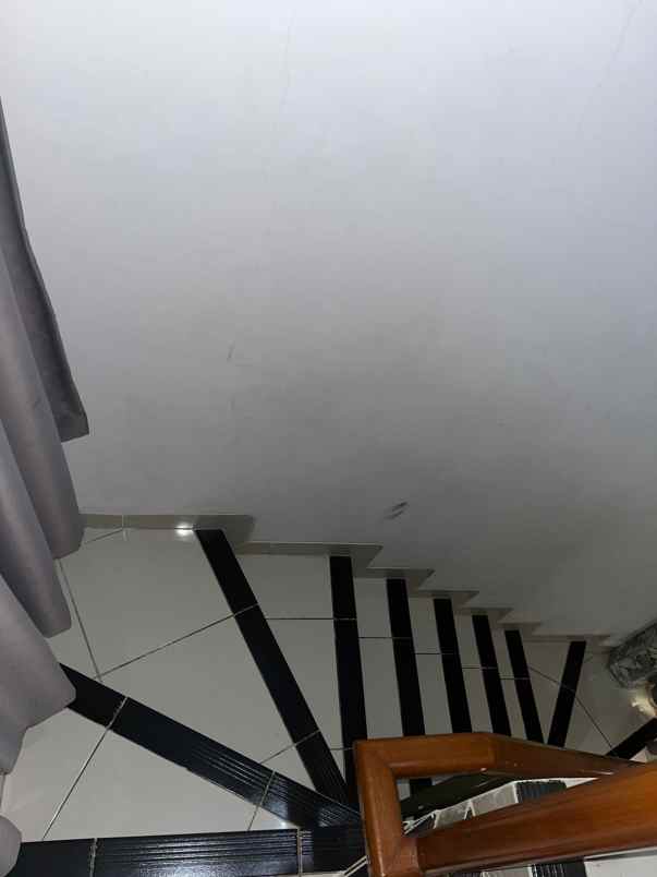 dijual rumah cluster virginia paramounth