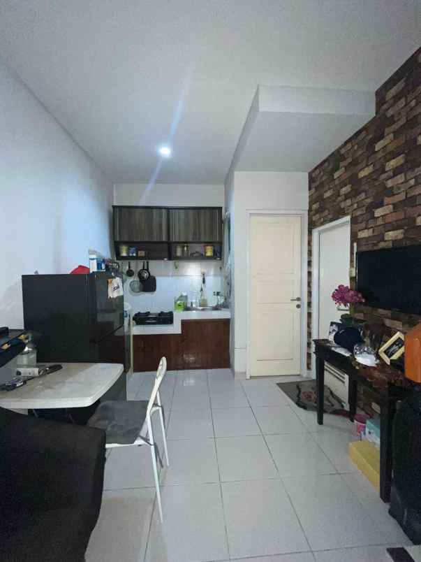 dijual rumah cluster virginia paramounth