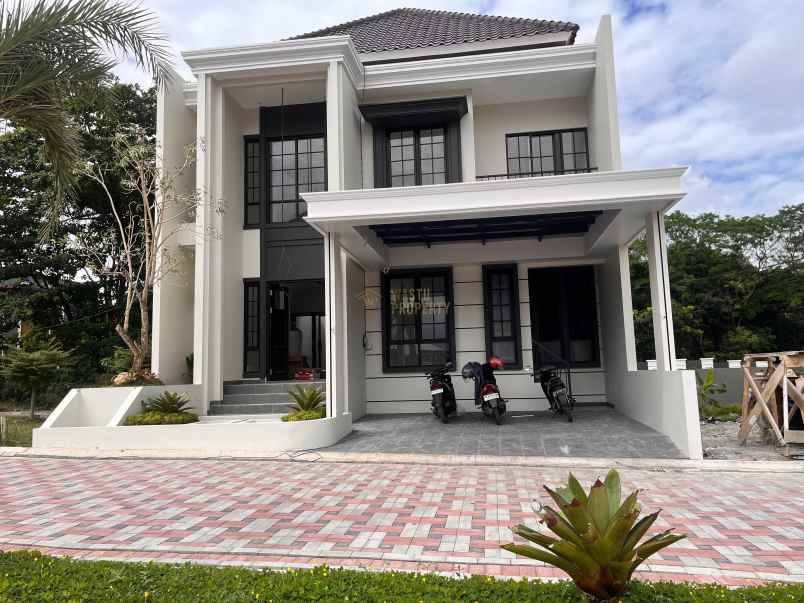 dijual rumah condongcatur depok sleman