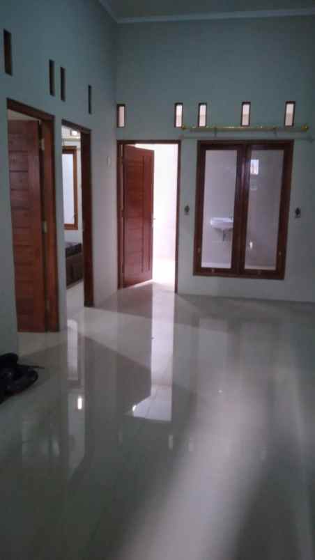dijual rumah dalam kota surakarta solo dekat tol