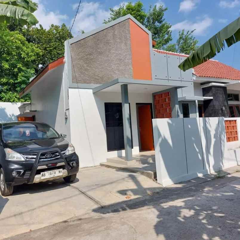 dijual rumah dekat smp jetis