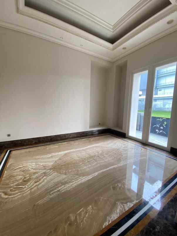 dijual rumah delta golf citraland