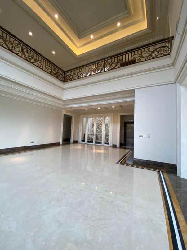 dijual rumah delta golf citraland