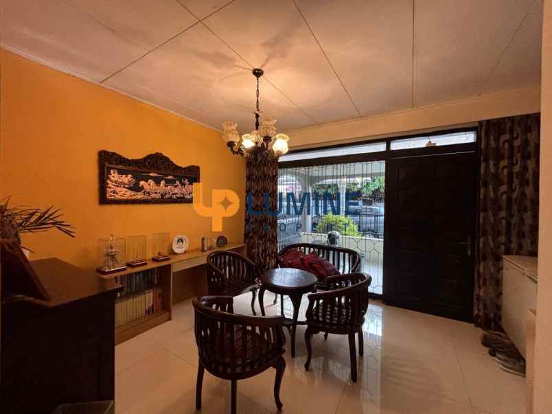 dijual rumah demangan baru caturtunggal