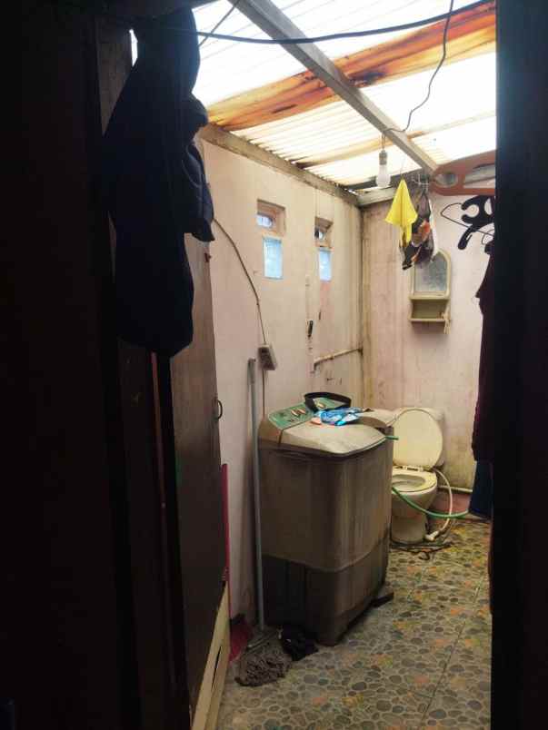 dijual rumah dermaga raya