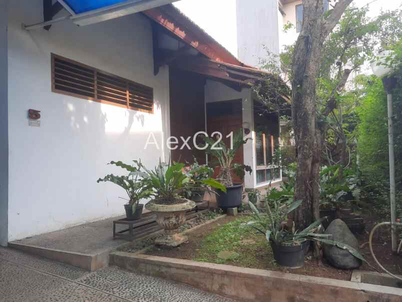 dijual rumah di petamburan tanah abang jakarta pusat