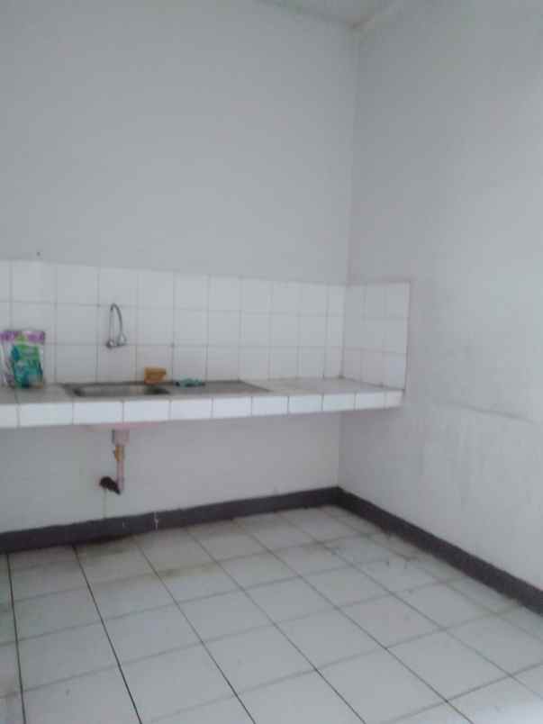 dijual rumah di sektor 1 6 bsd