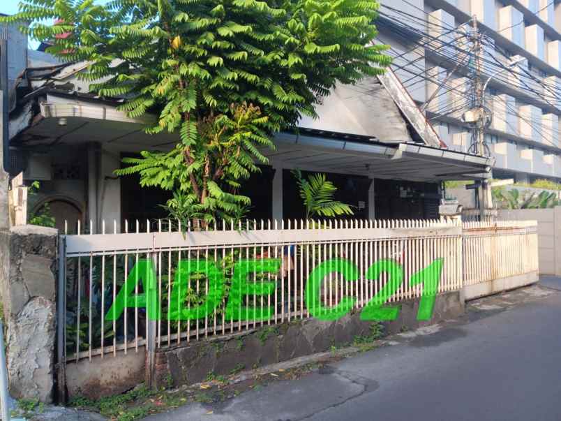 dijual rumah di tebet kota jakarta selatan