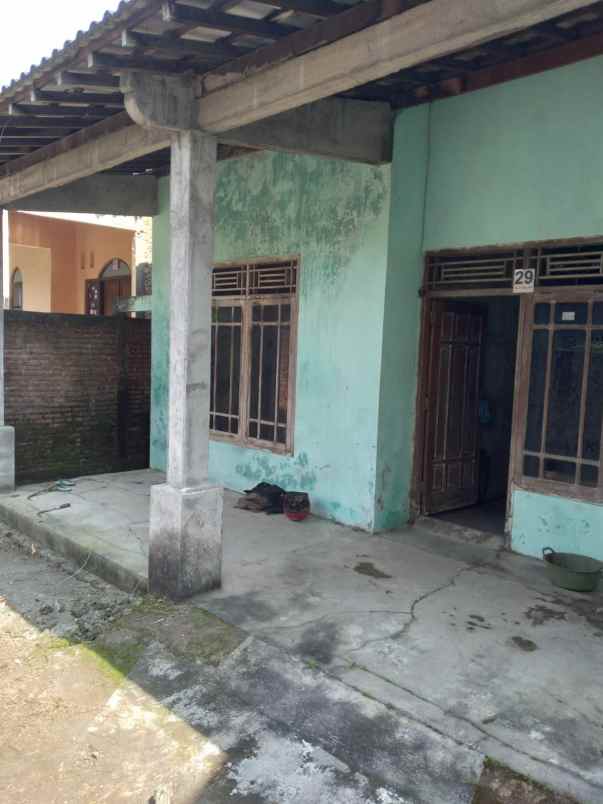 dijual rumah di widuri bangetayu semarang