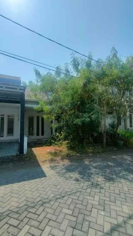 dijual rumah diamond regency