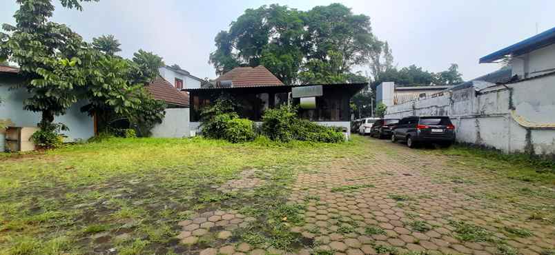 dijual rumah dipenogoro