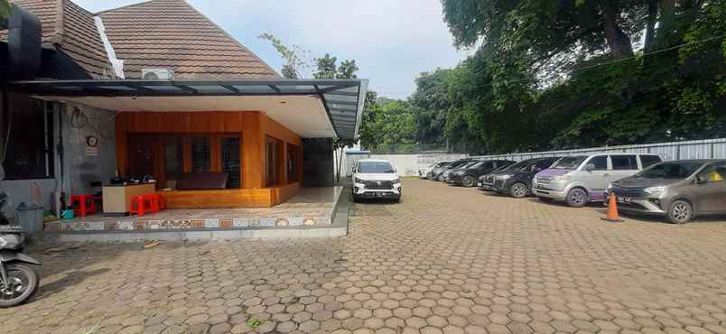 dijual rumah dipenogoro