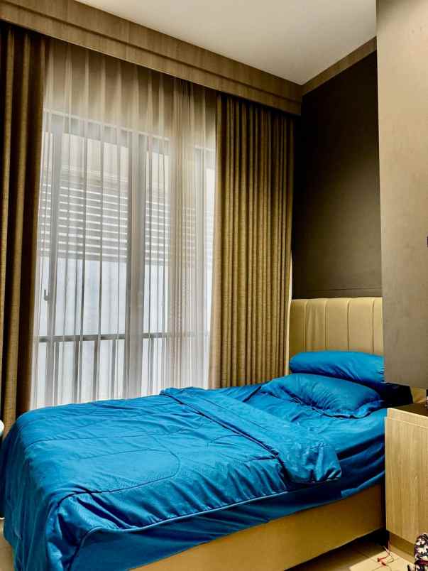 dijual rumah discovery bintaro