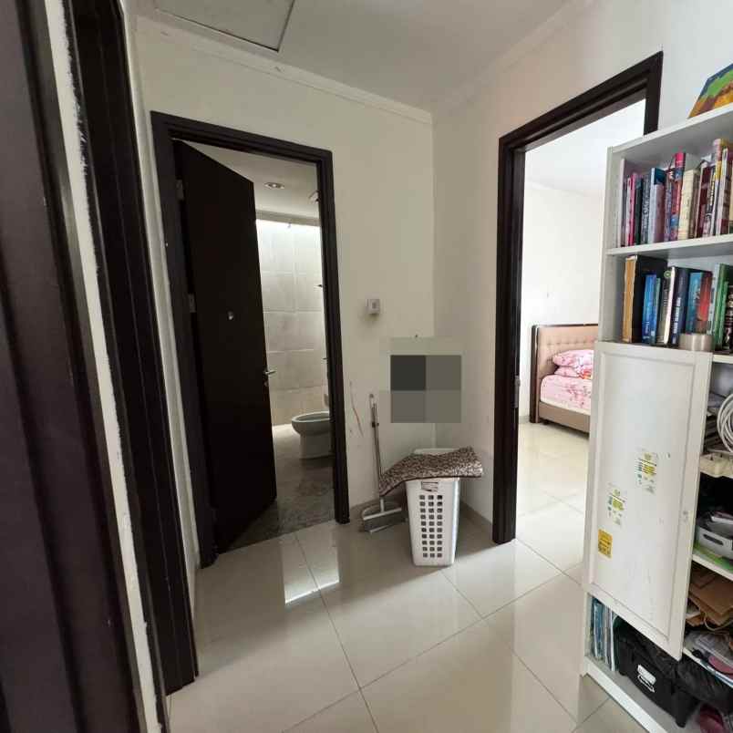 dijual rumah discovery bintaro