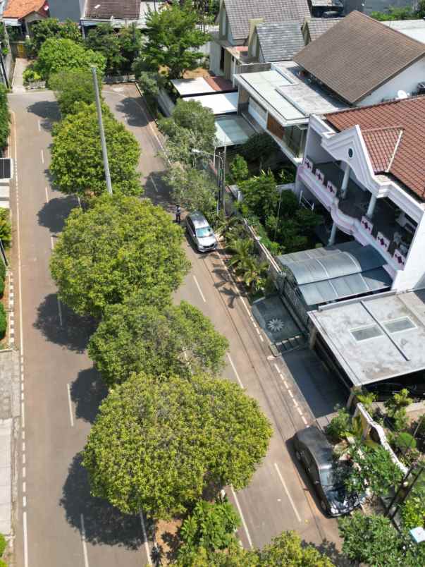 dijual rumah duren sawit