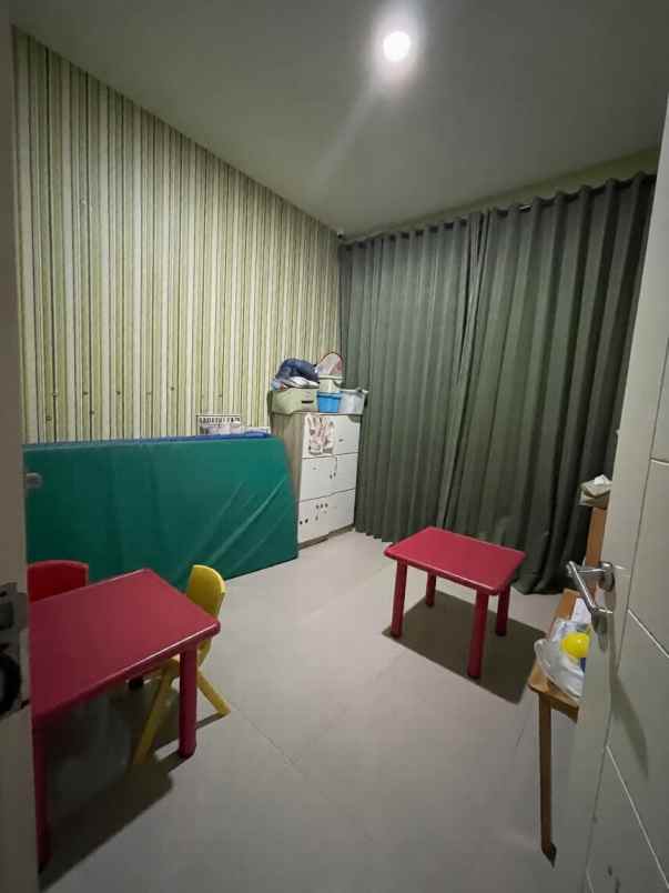 dijual rumah eastcoast pakuwon city