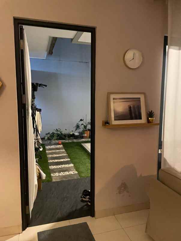 dijual rumah full furnish di kota wisata cibubur