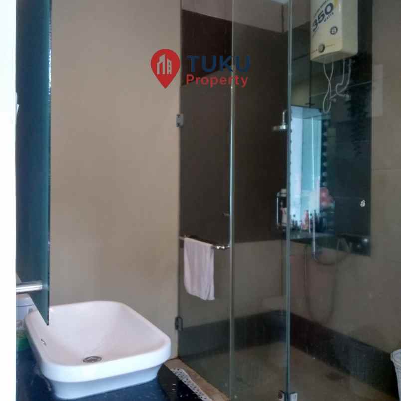 dijual rumah furnished murah di delatinos bsd