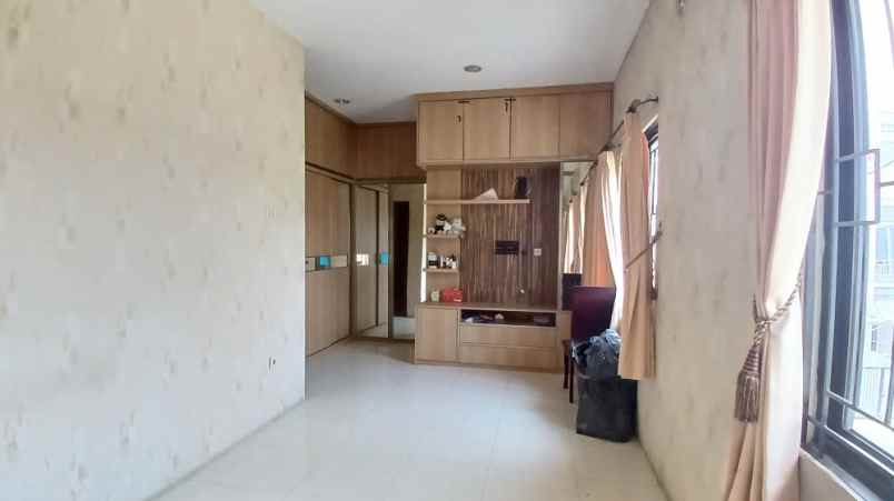 dijual rumah gading cipta residence