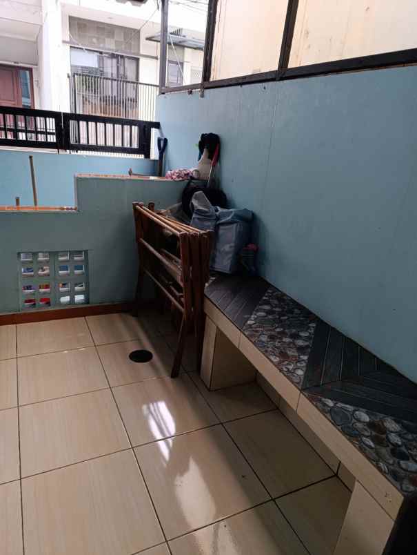 dijual rumah gading griya residence