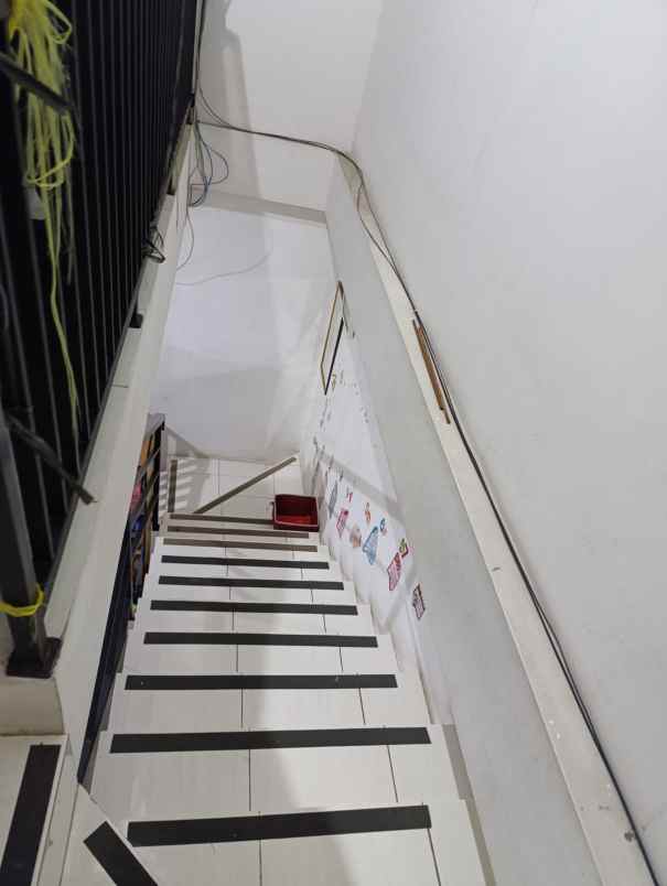 dijual rumah gading griya residence