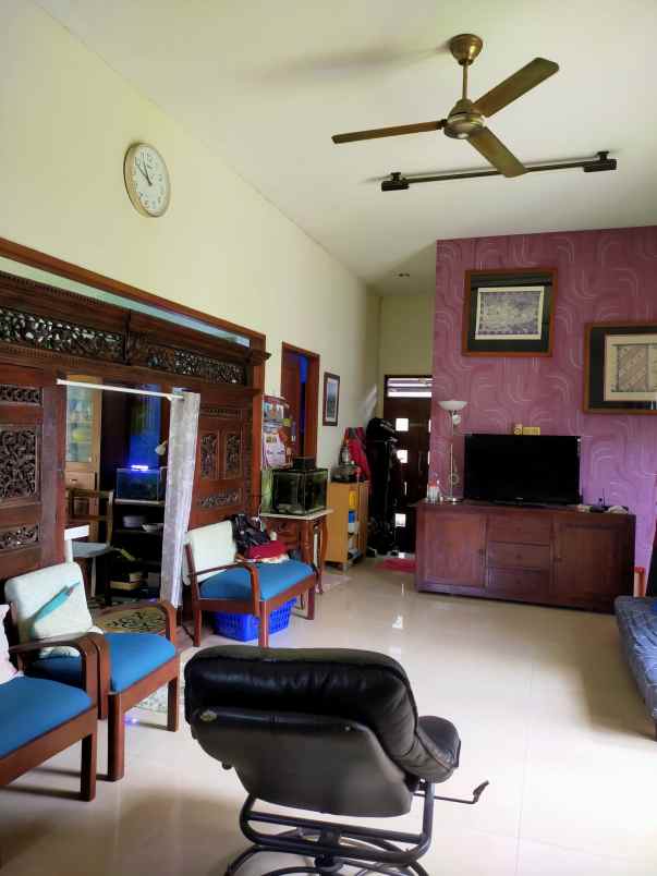 dijual rumah gandul cinere