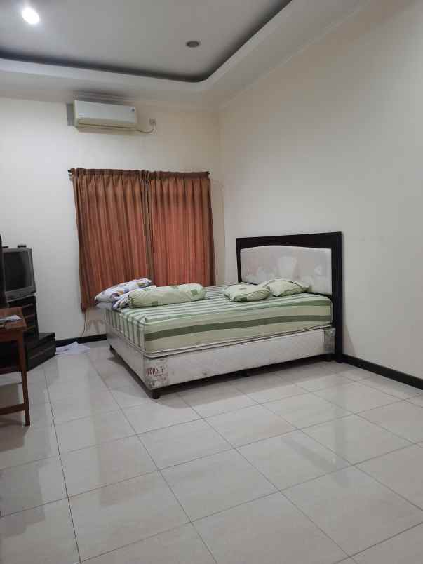 dijual rumah gayungsari