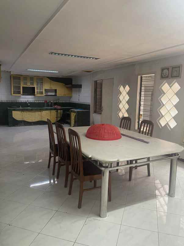 dijual rumah gayungsari barat surabaya