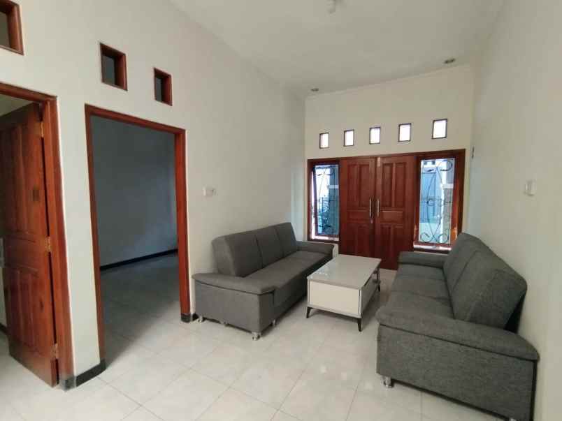 dijual rumah gentan baki sukoharjo