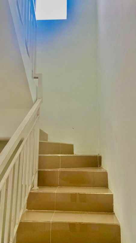 dijual rumah grand depok city new