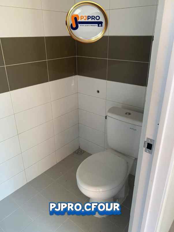 dijual rumah grand duta city cluster